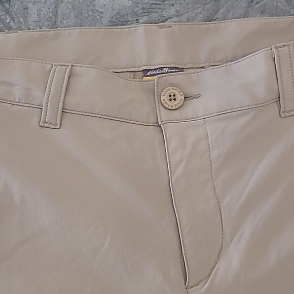 Copy - Eddie BAUER TECHNICAL PANTS 38 X 32 LIKE NEW - Picture 5 of 5